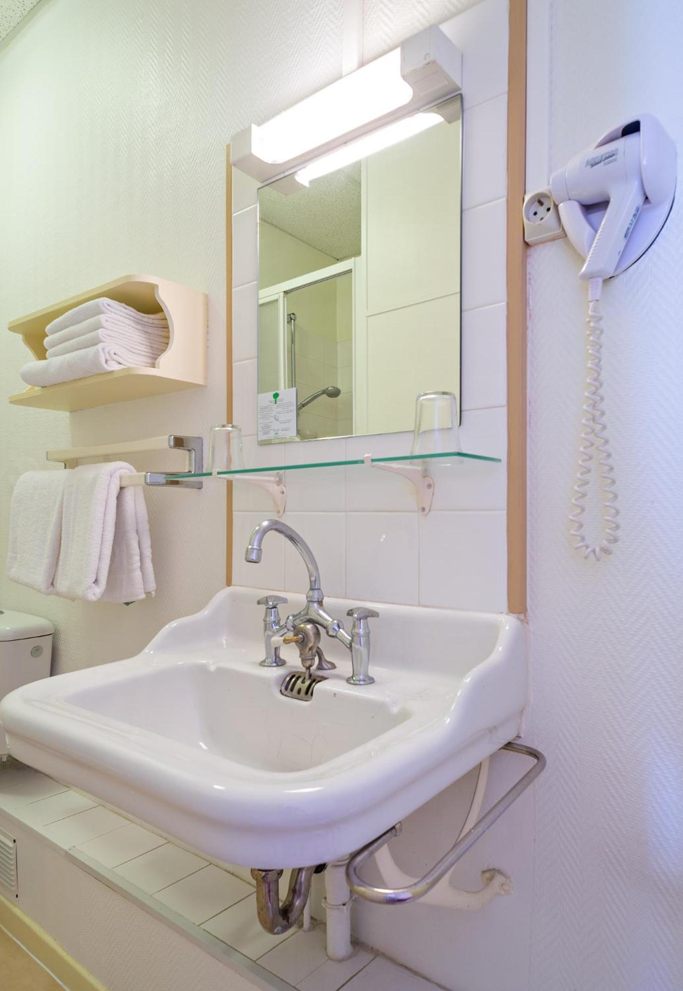 Hotel Continental Évian-les-Bains Екстериор снимка