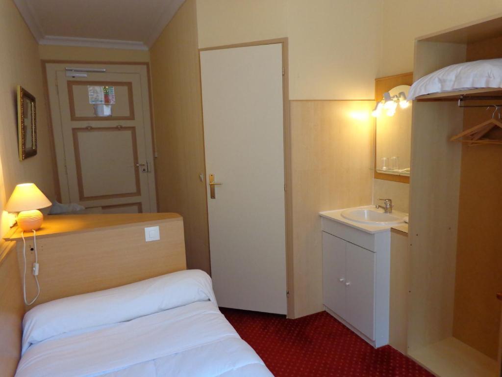 Hotel Continental Évian-les-Bains Стая снимка