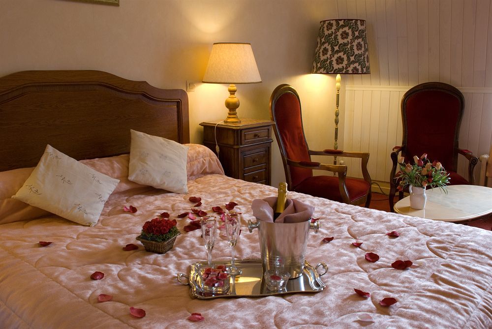Hotel Continental Évian-les-Bains Екстериор снимка